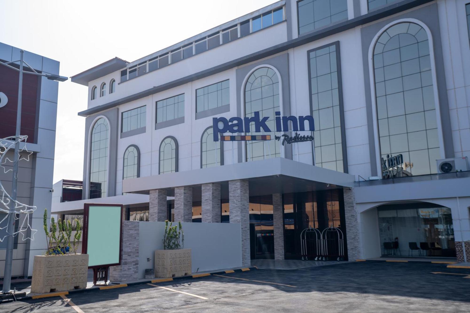 Park Inn By Radisson Najran Exterior photo