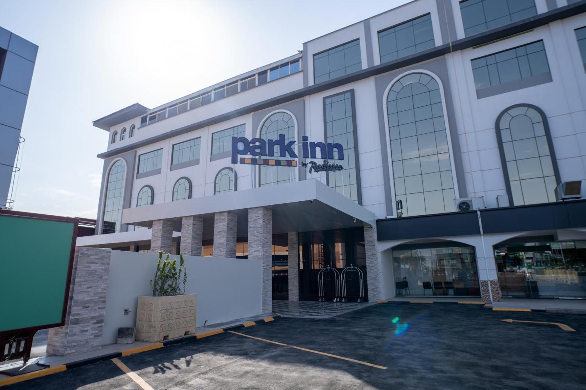 Park Inn By Radisson Najran Exterior photo